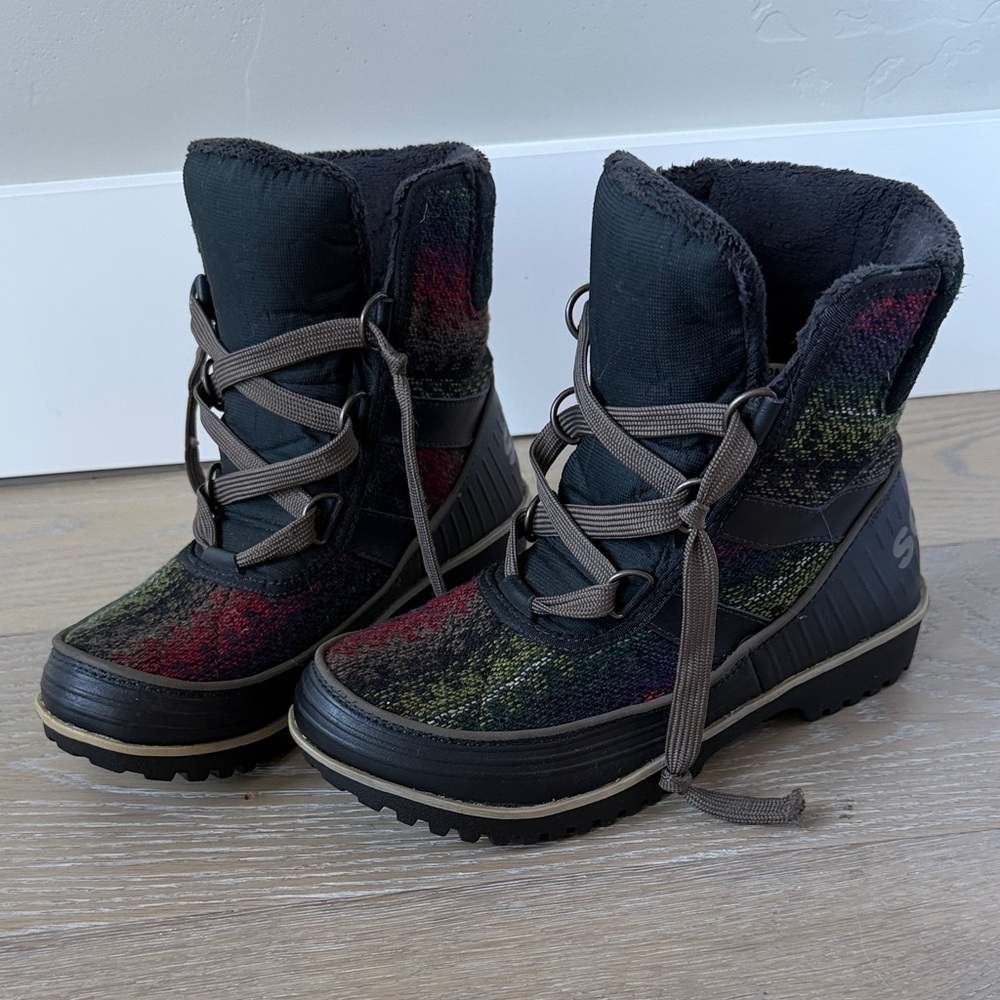 Sorel Women's Black Multi-Color Winter Snow Boots